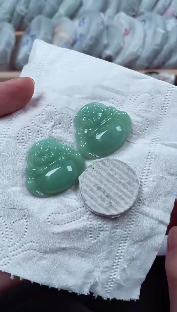 颈饰未镶嵌翡翠天然A货  多样性发一