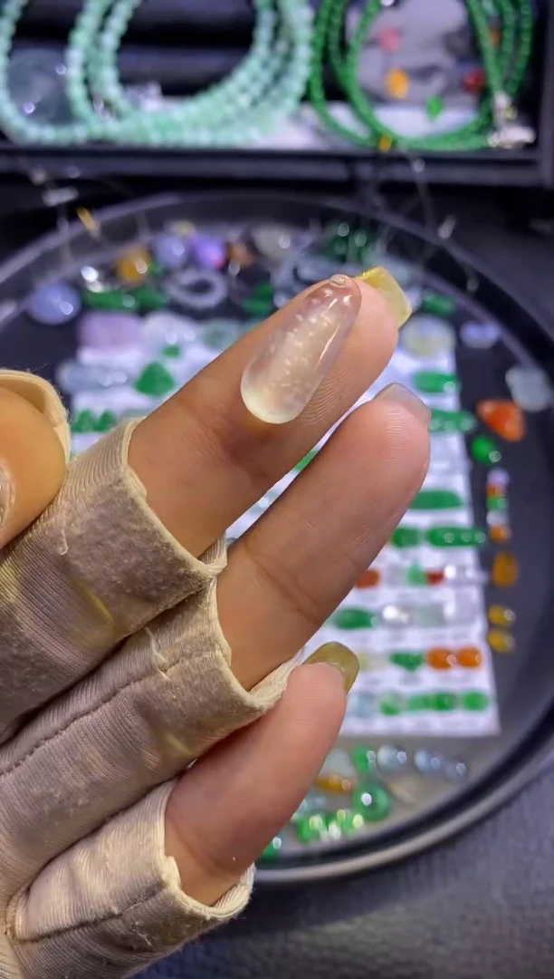 未镶嵌挂件翡翠瓜