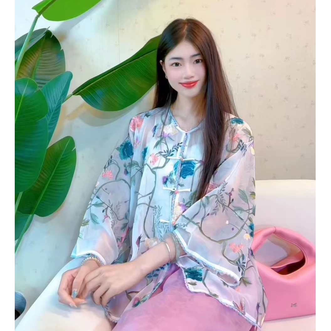 3650《月笼纱》刺绣纱上衣