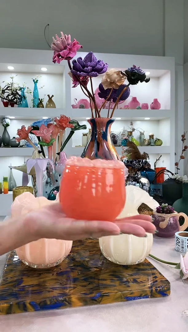 叶*慕忆家手作琉璃花瓶