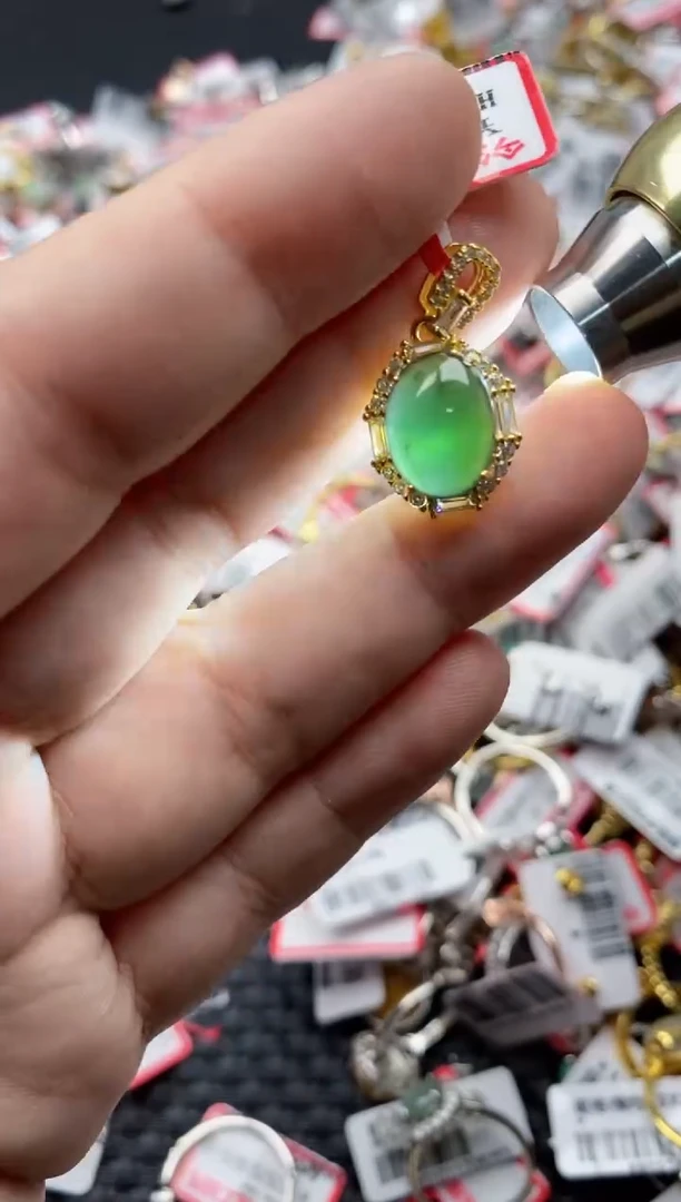 【闪购商品】翡翠戒指银S925镶嵌99999--9