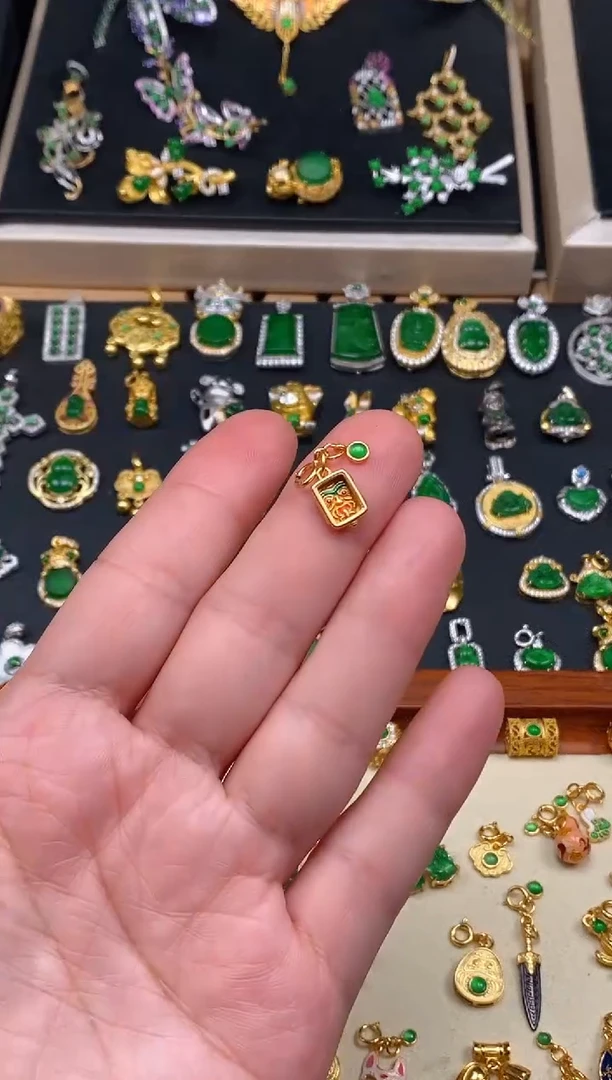 【闪购商品】翡翠颈饰银S925镶嵌扎基拉姆