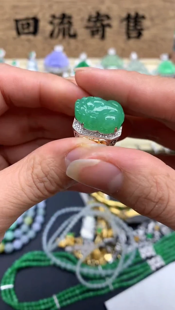 【闪购商品】翡翠戒指18K金镶嵌675-中国好珍宝