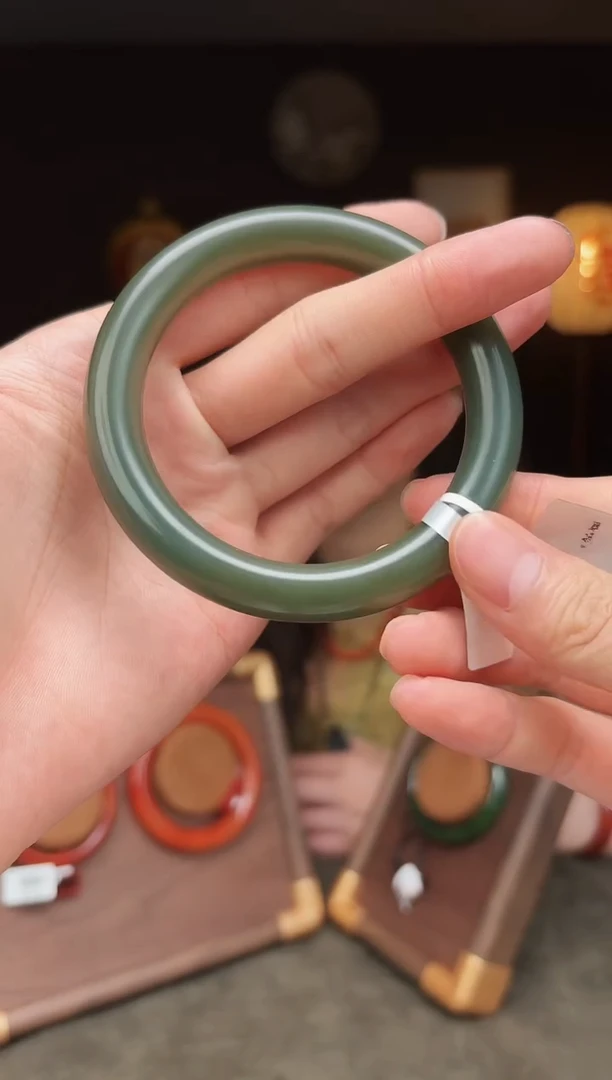 黑曜岩未镶嵌颈饰dm1沙枣青手镯62