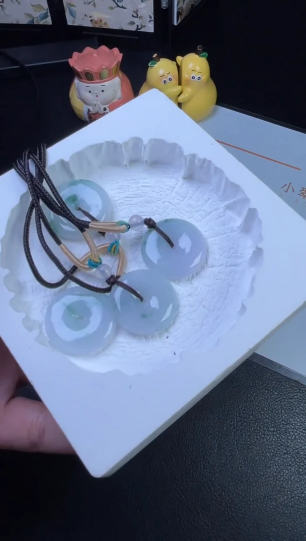 翡翠未镶嵌颈饰多样性发一件H3