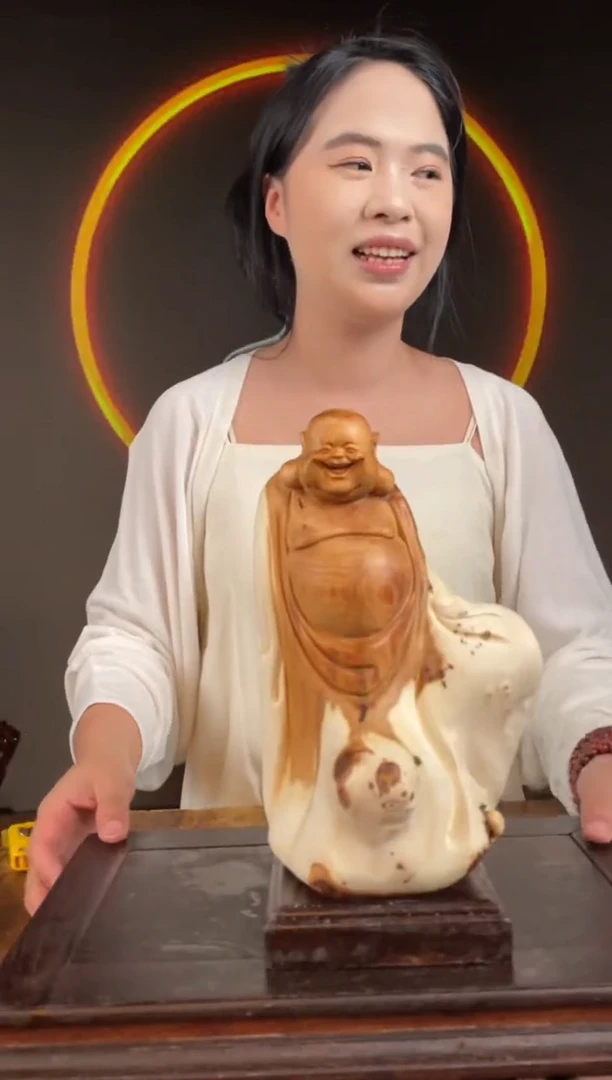 柏木（崖柏）手工摆件,先抢先得! 编号:147