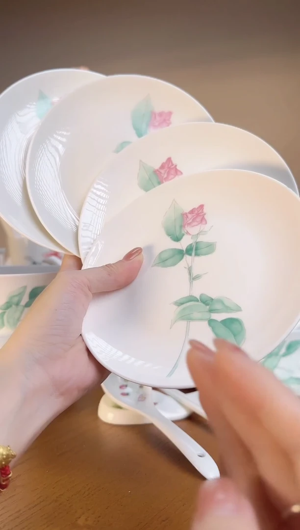 【闪购商品】玫瑰高骨瓷6寸浅盘4个