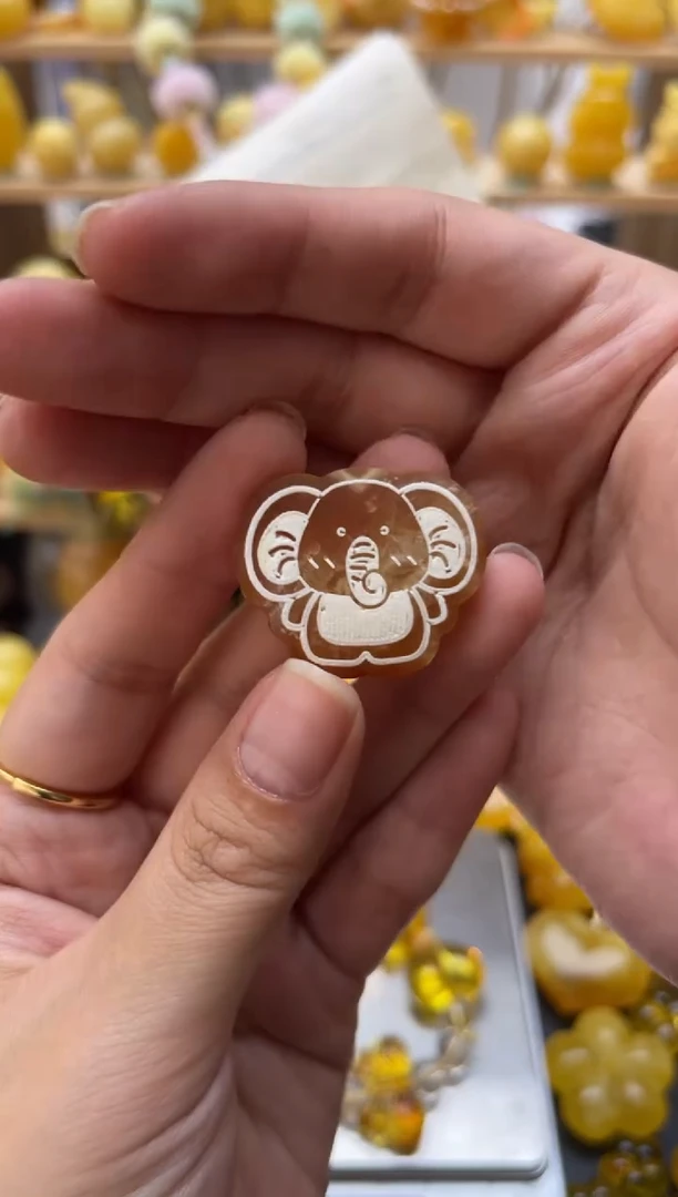 琥珀未镶嵌珠宝奇石052琥珀蜜蜡微瑕