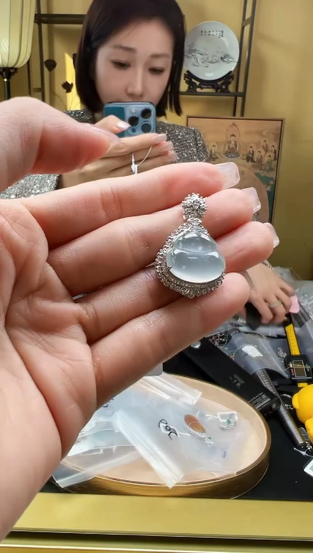 【闪购商品】翡翠颈饰18K金镶嵌DFZ0202-218