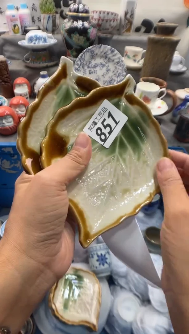 瓷片沐*@851