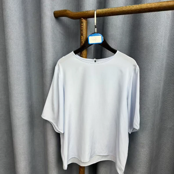 2026春季新款休闲时尚圆领桑蚕丝双绉短袖上衣女A370