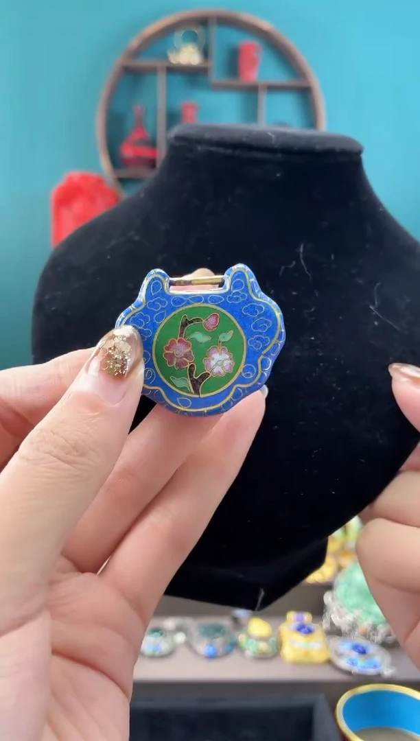 芊*?非遗手工景泰蓝吊坠湖蓝