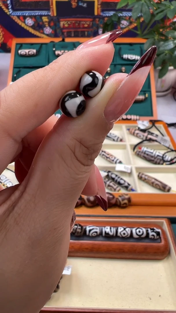 玛瑙/玉髓颈饰未镶嵌1.（微瑕随机发货）