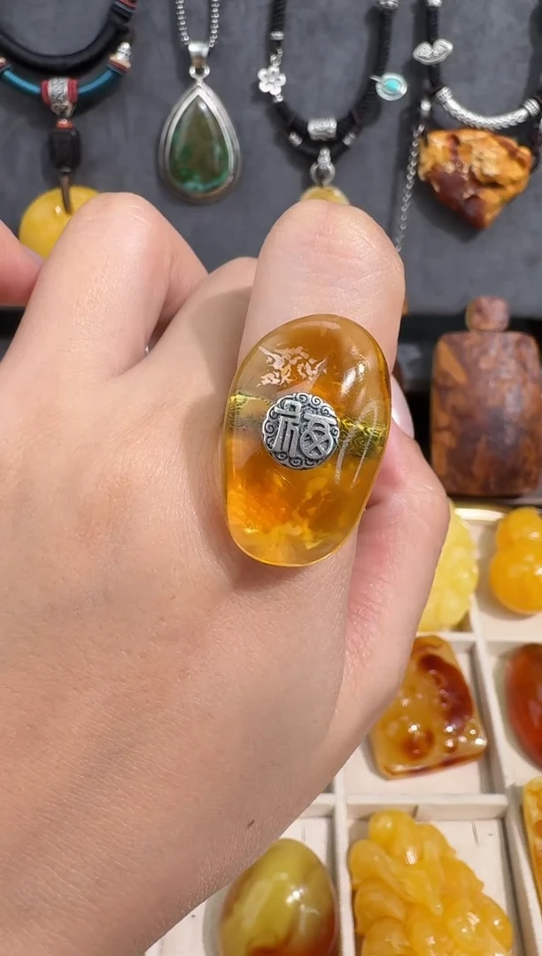 裸石琥珀未镶嵌琥珀