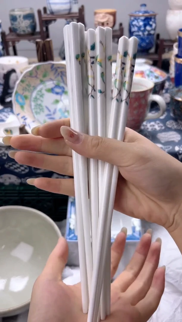 瓷片       筷子