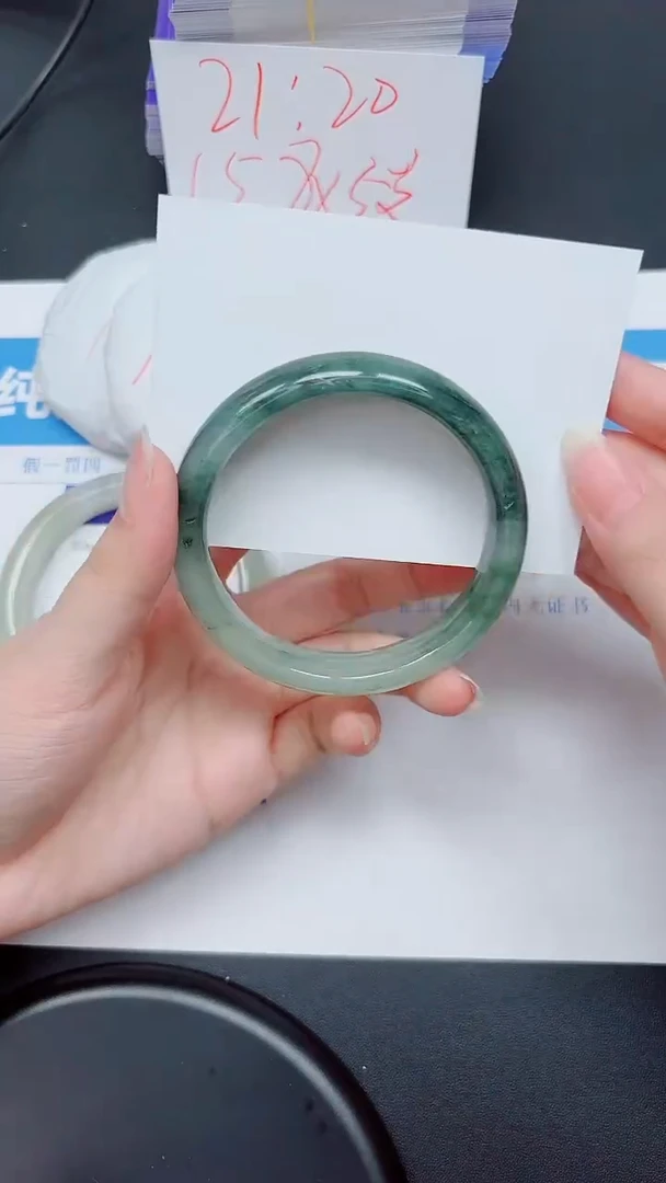 石英质玉手镯未镶嵌42-59.1