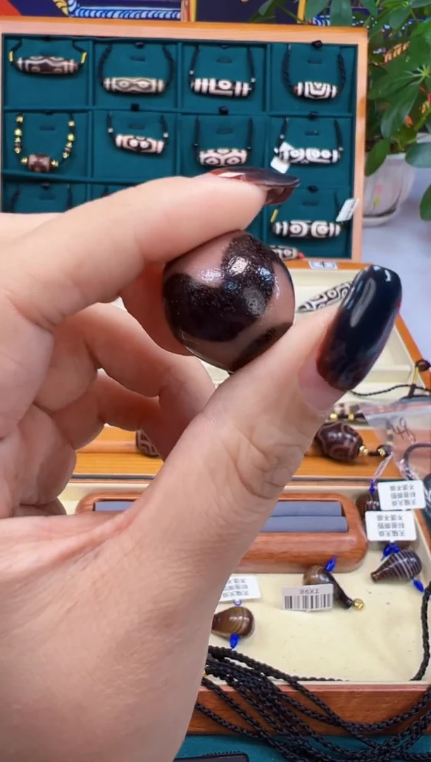 玛瑙/玉髓（覆膜）颈饰未镶嵌【****】56.