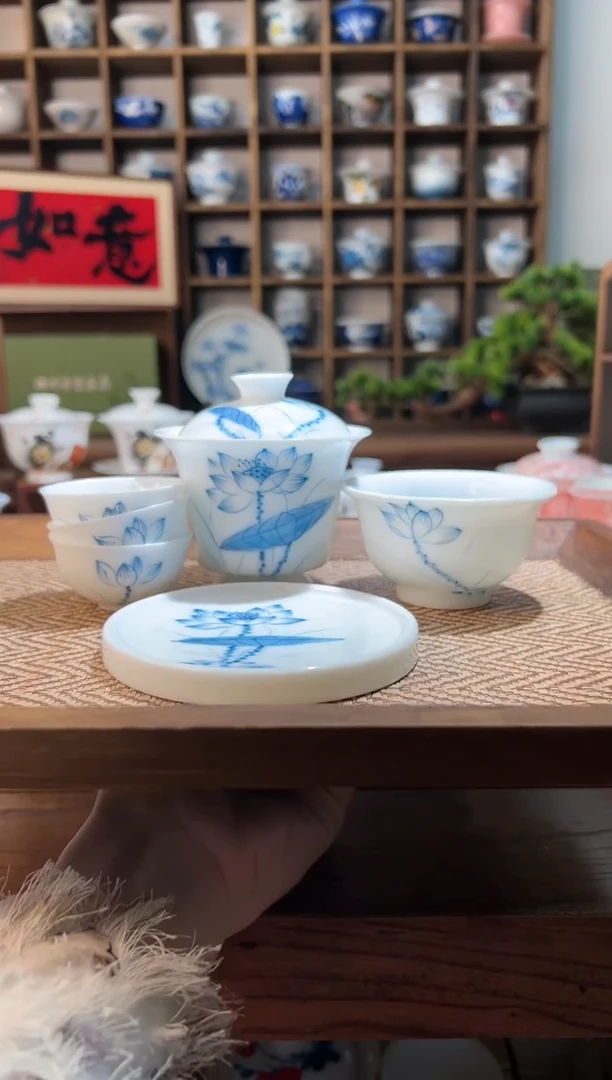 【闪购商品】手绘素荷花一套         