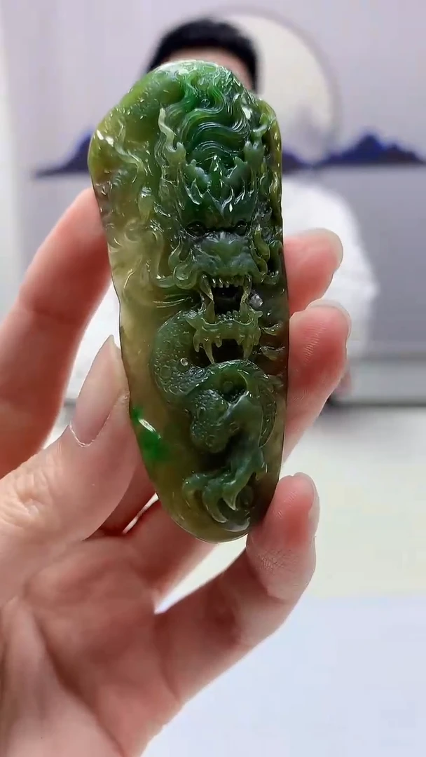 【闪购商品】定制翡翠未镶嵌5028zm-毛货挂件龙牌199