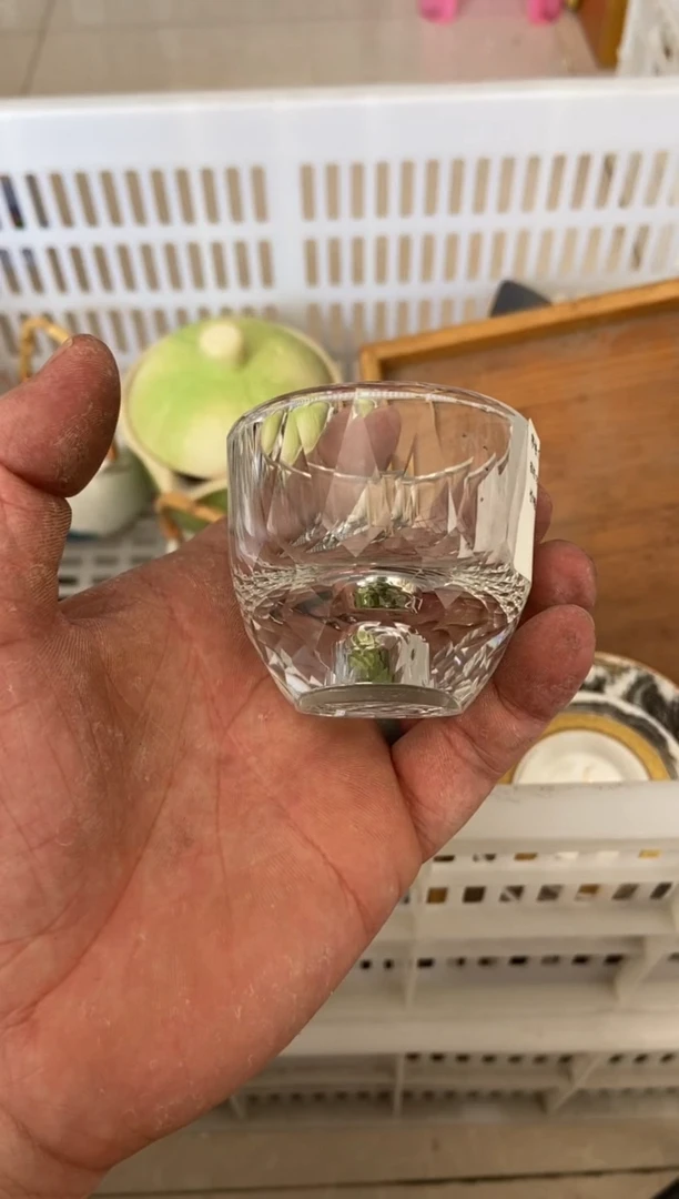 杯无运费险有瑕疵的摄影的产品有使用过的痕迹有点脏介意勿拍