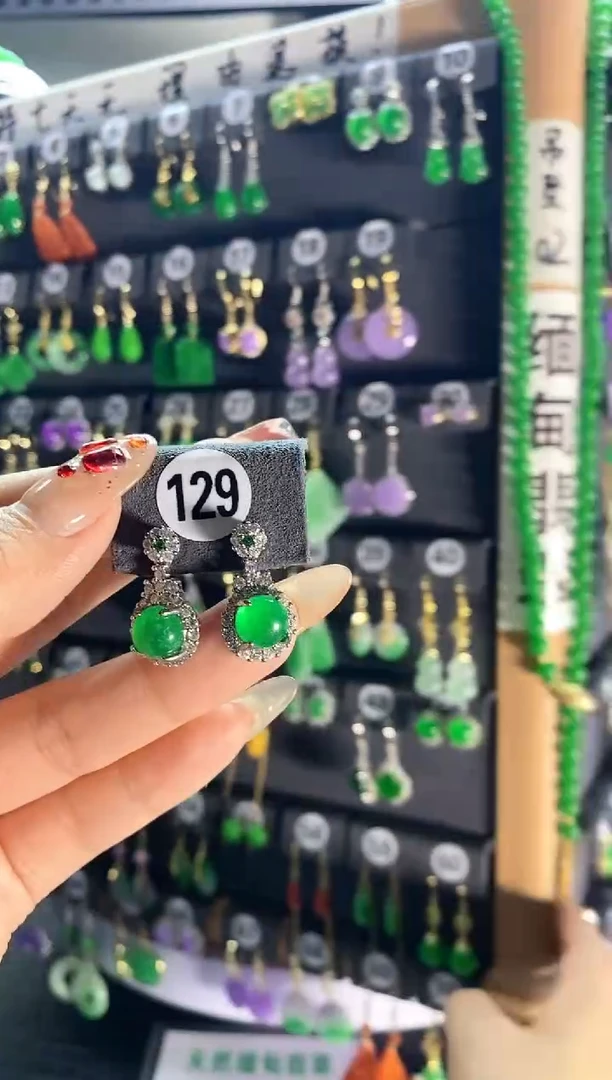 【闪购商品】翡翠耳饰银S925镶嵌129....