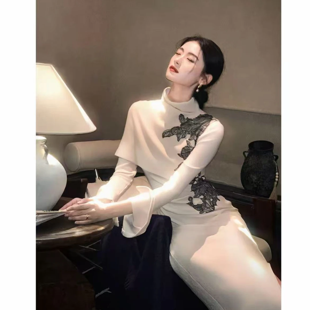 【秋枫叙】国风新中式撞色蕾丝贴花高领披肩气质旗袍裙套装