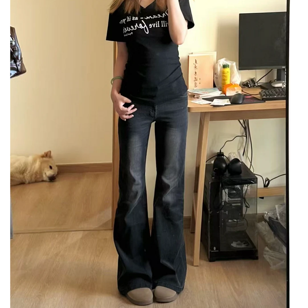 复古黑灰微喇牛仔裤女设计感百搭修身马蹄裤子2025美式显瘦喇叭裤