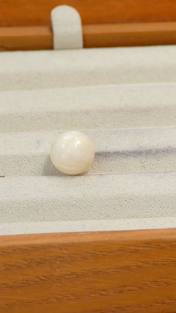 【闪购商品】蜜蜡裸石未镶嵌俄料微瑕11.1MM0.755克