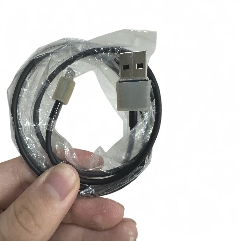 9新 Apple/苹果 USB转Lighting,数据线 充电线 黑色1m带膜