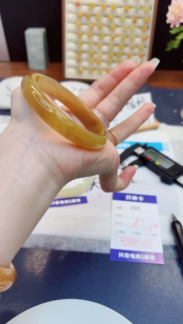 未镶嵌手镯石英质玉99-财气镯-圈口59