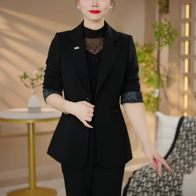 高档洋气妈妈黑色西装外套女2025新款春秋职业休闲高级感西服上衣