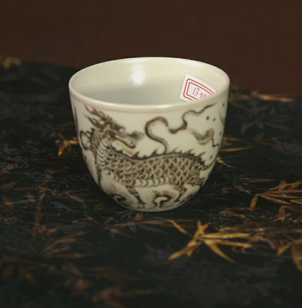细雨幽兰麒麟卧足杯景德镇茶具家用饮茶主人杯中式
