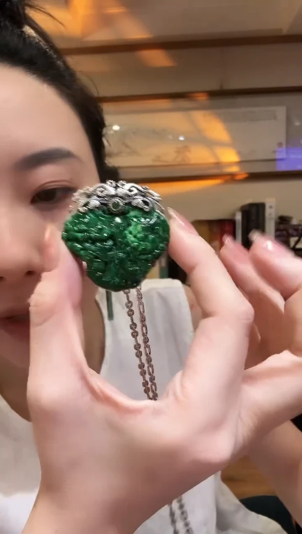 颈饰银S925镶嵌翡翠国风