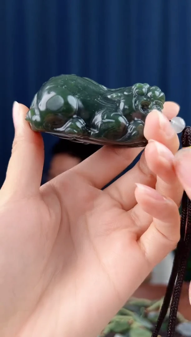 未镶嵌和田玉挂件拍一发一，多样性发货