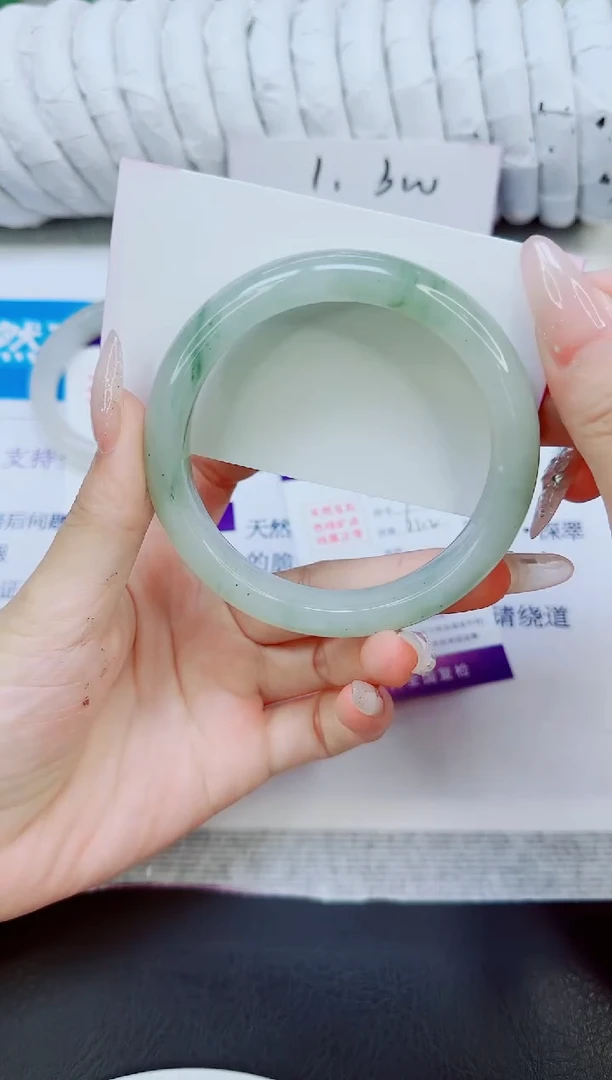 未镶嵌手镯石英质玉85/61.2