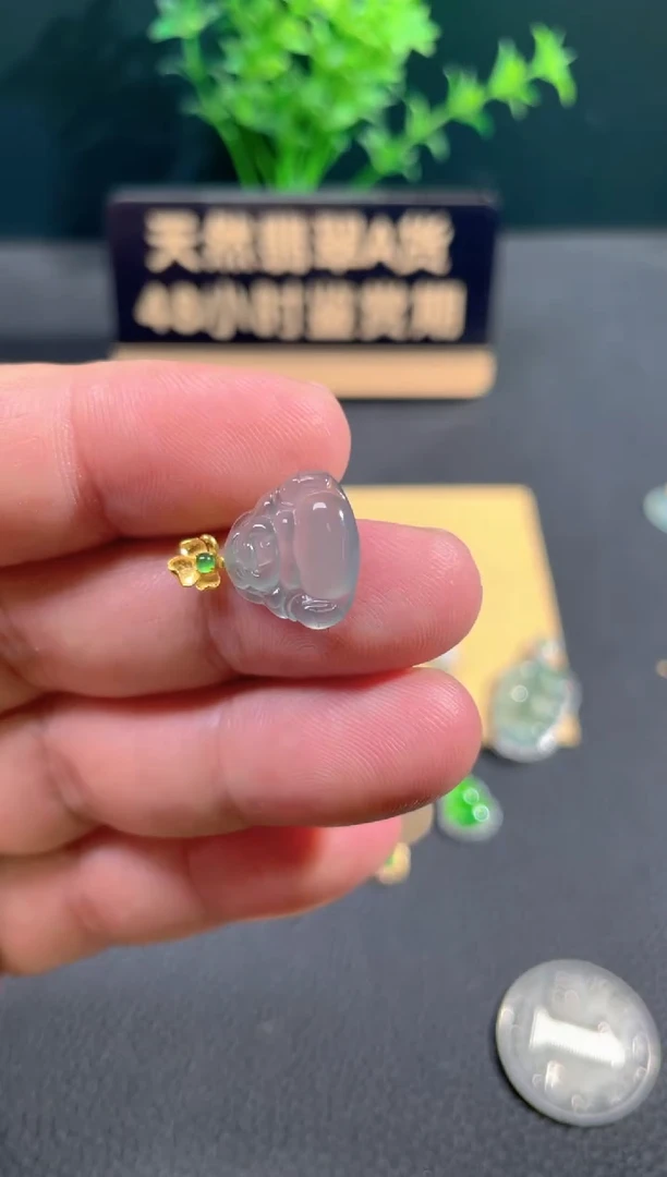 【闪购商品】翡翠颈饰18K金镶嵌翡翠