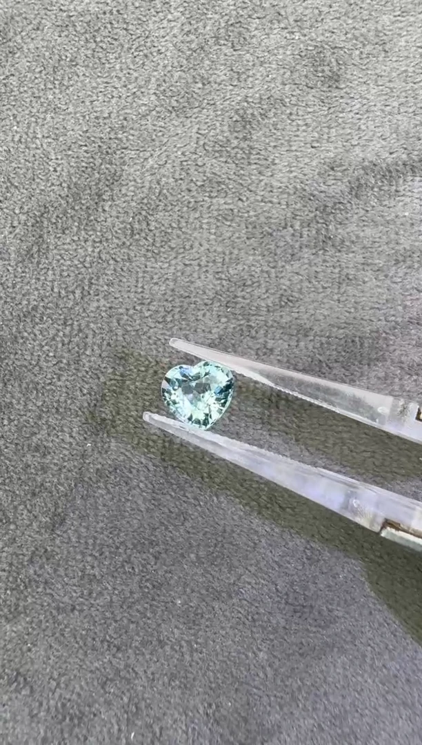 未镶嵌珠宝半成品碧玺1.35ct