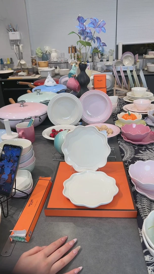 【闪购商品】瓷18cm花边盘奶油白-2个装