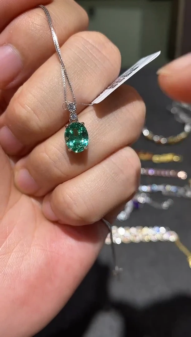 颈饰银S925镶嵌托帕石吊坠