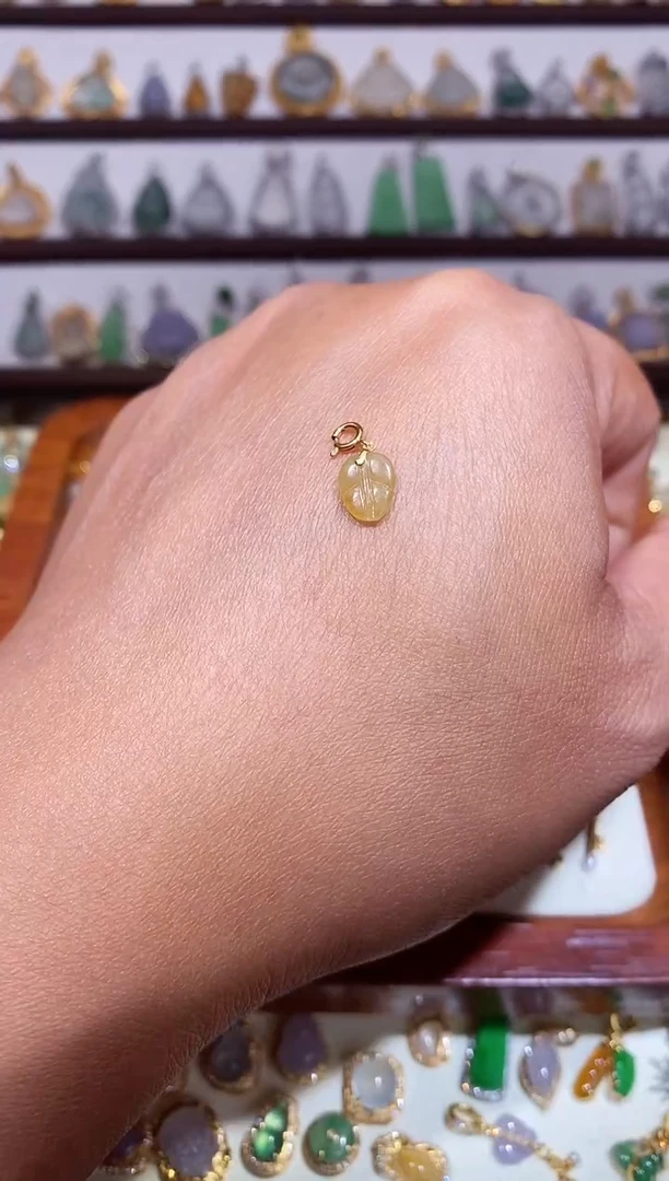 吊坠(不含链)18K金镶嵌翡翠11111