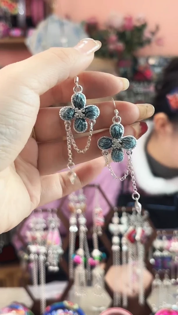 艺枝独绣手工饰品562