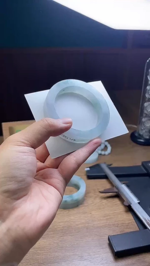 未镶嵌手镯定制翡翠A****1定制