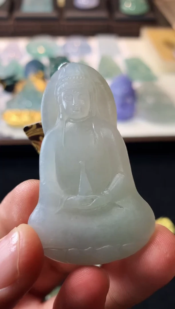 未镶嵌定制翡翠?****?  S毛货不退不换