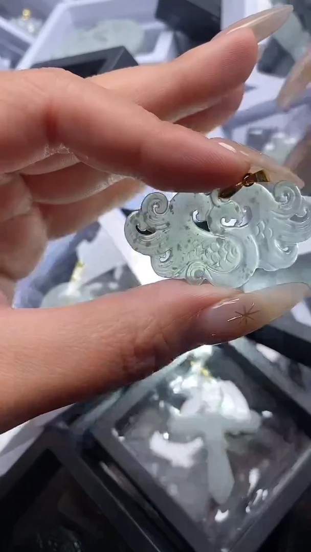 颈饰未镶嵌翡翠1010
