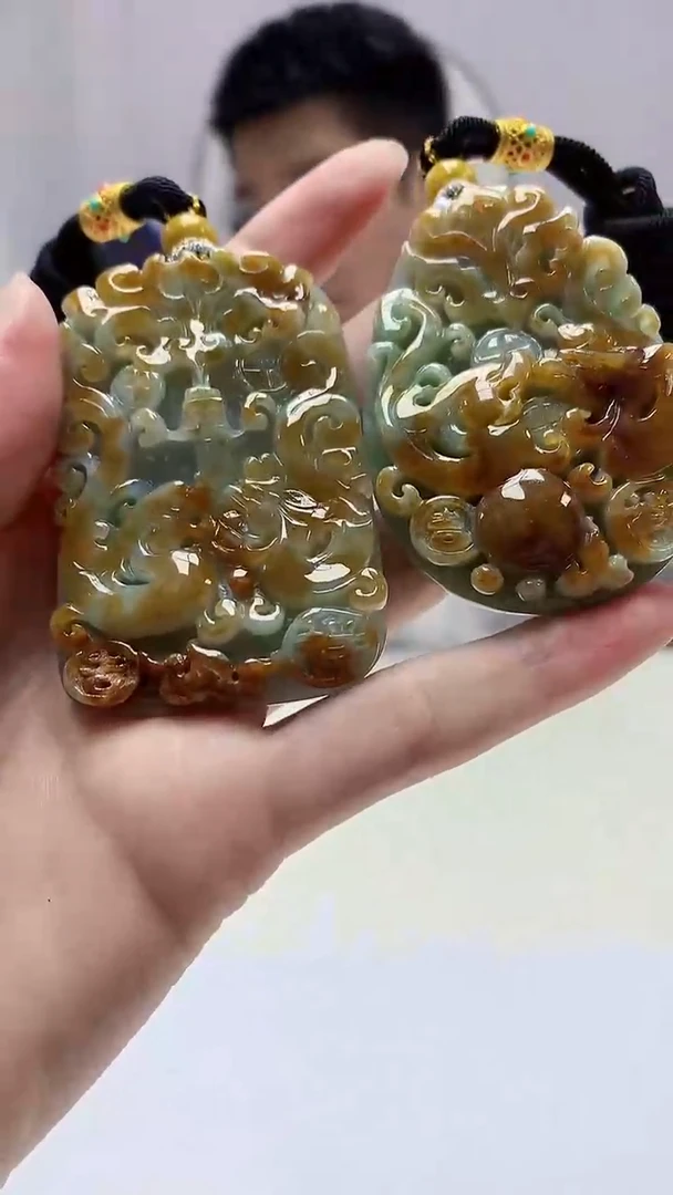 【闪购商品】定制翡翠未镶嵌5028zm-毛货一对挂件184