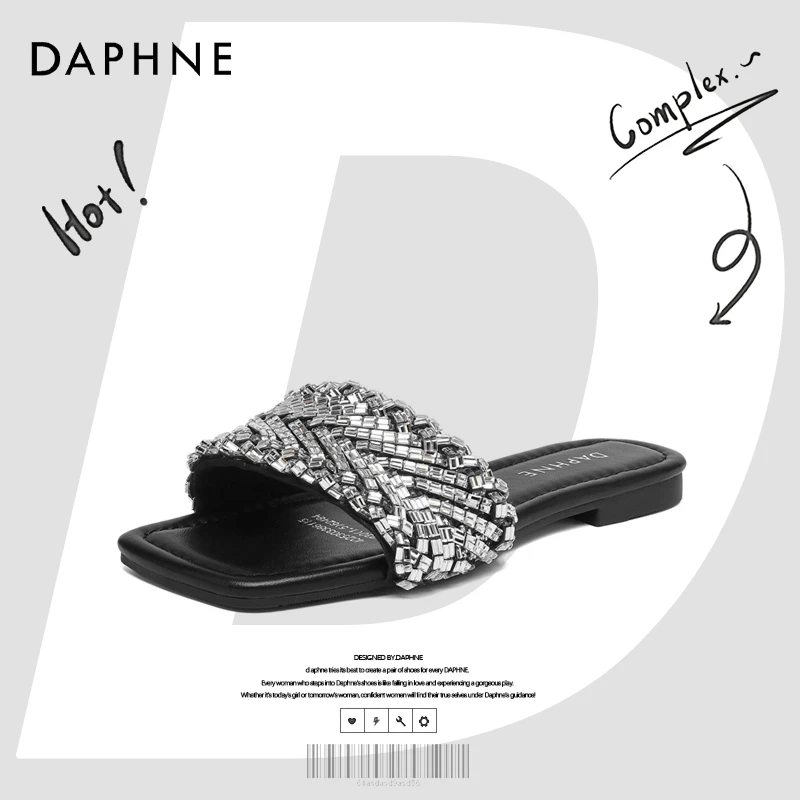 达芙妮网红爆款2025夏季水钻一字拖鞋时尚百搭法式气质小众凉拖鞋