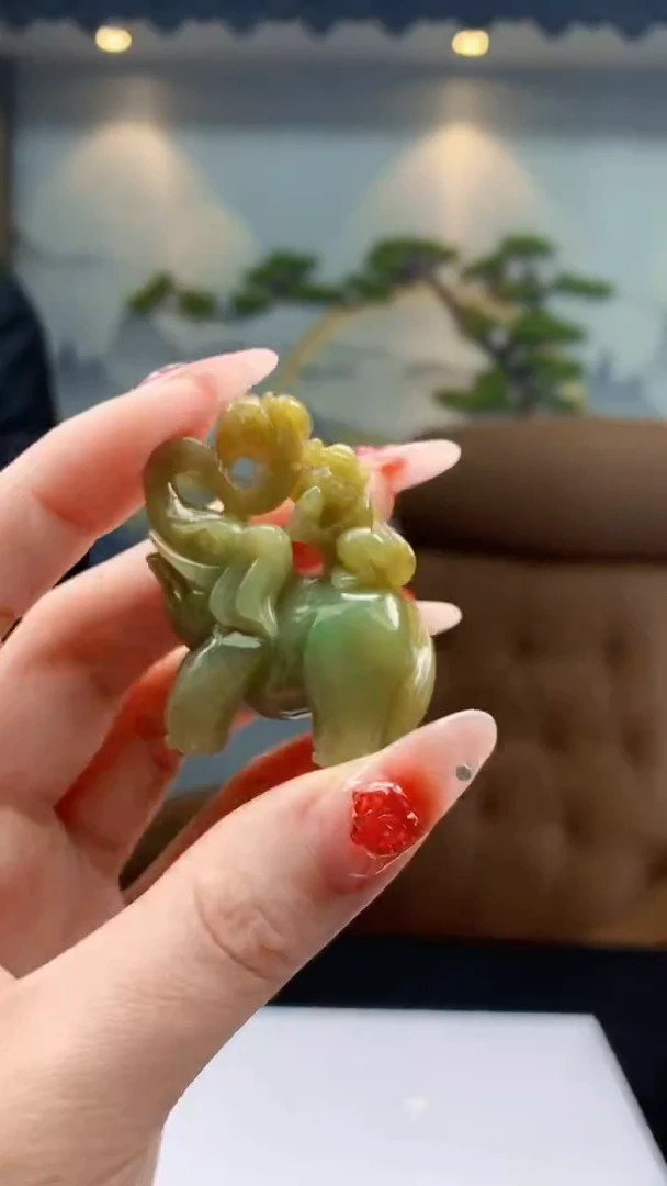 【闪购商品】定制翡翠未镶嵌1072ry-毛货挂件54