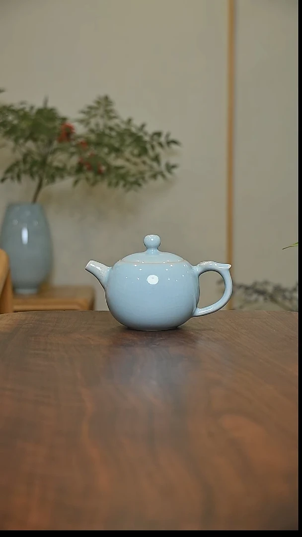 祥云如意壶 天青 微瑕 朱家汝窑款