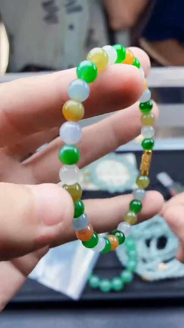 未镶嵌定制翡翠鱼***?毛货需精细抛光拍一发一（多样性发货）
