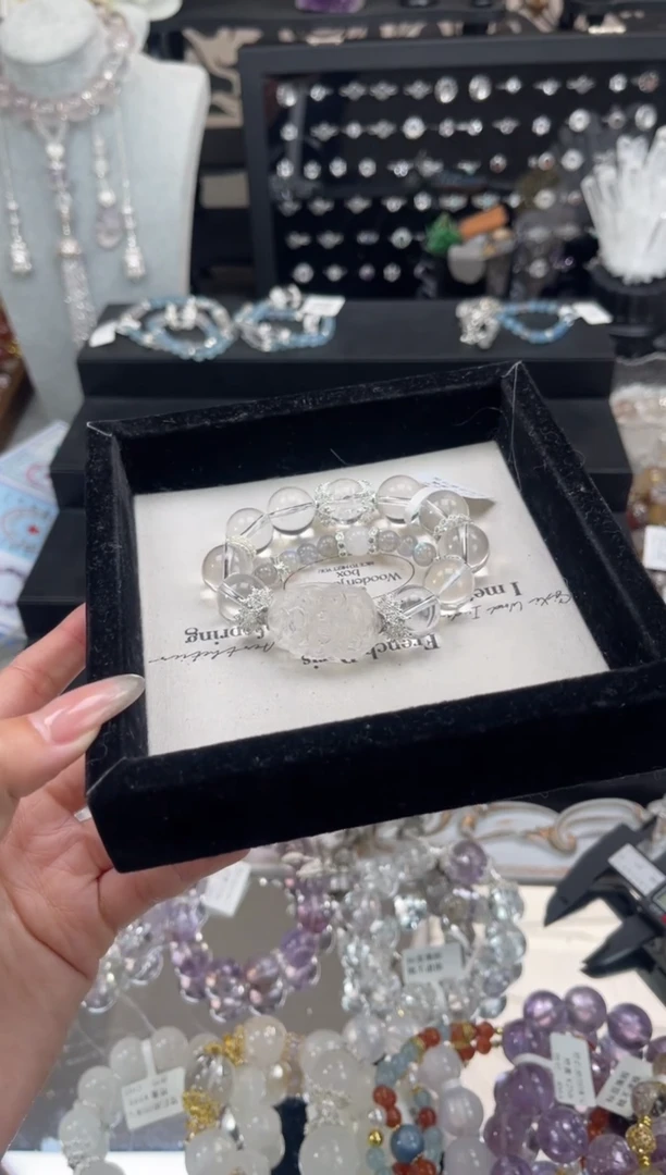 【闪购商品】烟晶手链银S925镶嵌天然水晶 多样性发货